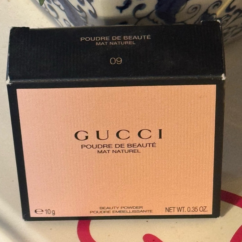 Gucci Poudre de Beauté in Mat Naturel 09